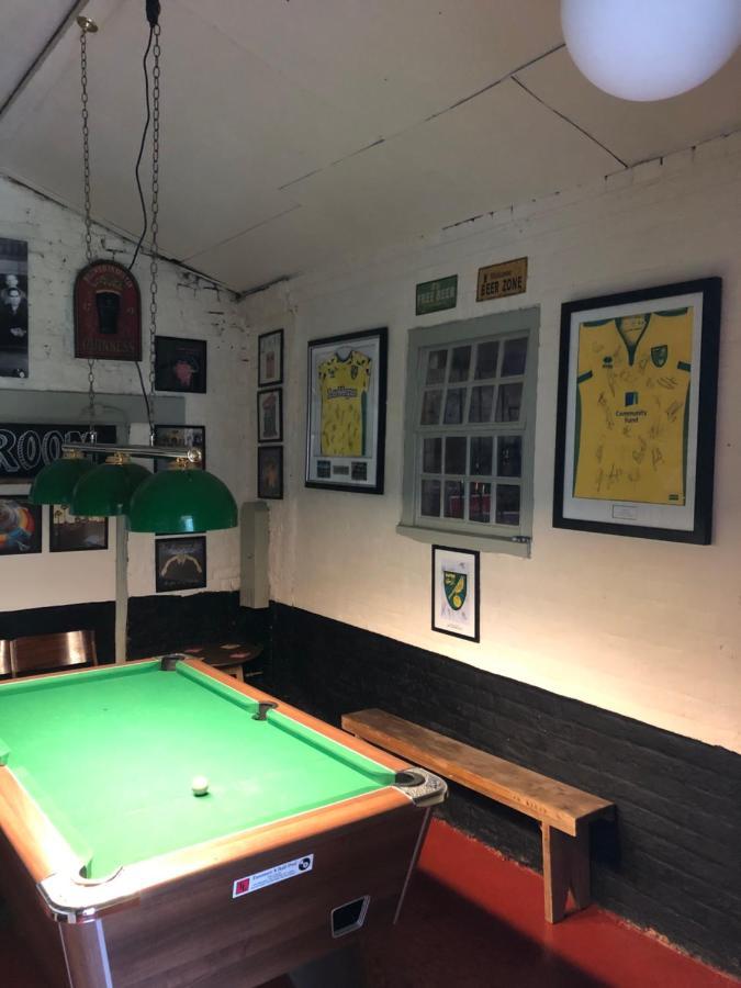 The Crown Inn Smallburgh Bagian luar foto